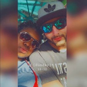 Meet your Posher, Johnathan